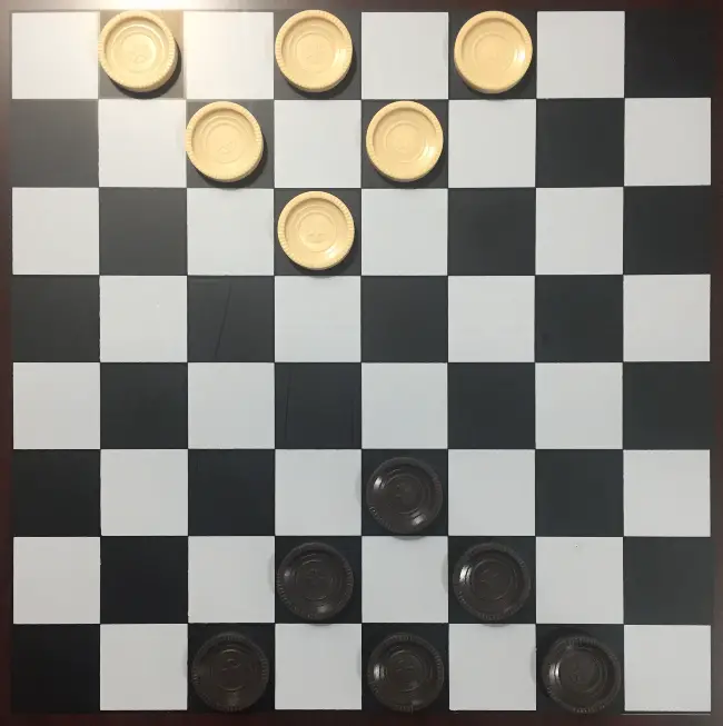checkers pyramid strategy